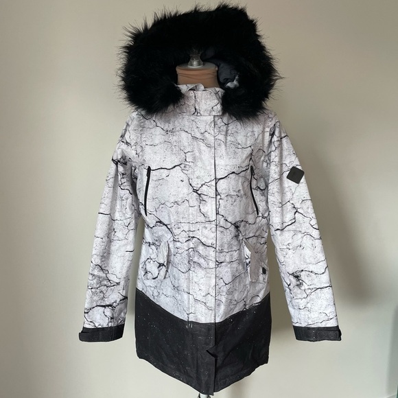Burton Ceramic White Black Splatter Paint Snowboard Ski Winter Barge Jacket NWT - Picture 4 of 12